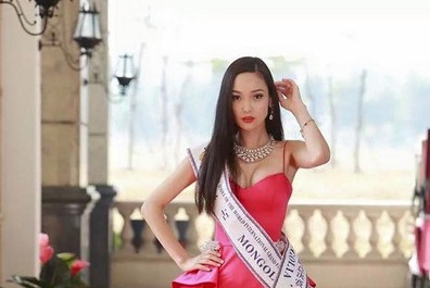Азийн топ модель О.Ариунзул дэлхийн шилдэг арван моделийн нэгээр шалгарчээ